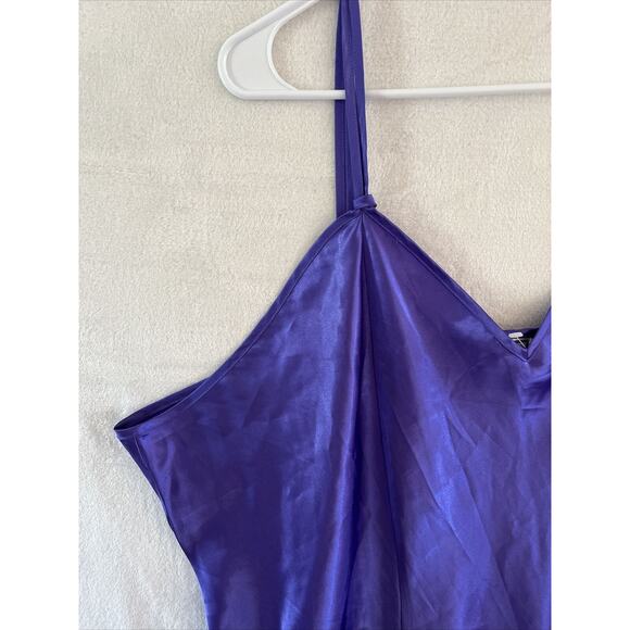 Intimate Moments Satin Nightgown Size 26 Purple Chemise Silky USA Vintage NOS - Picture 2 of 11